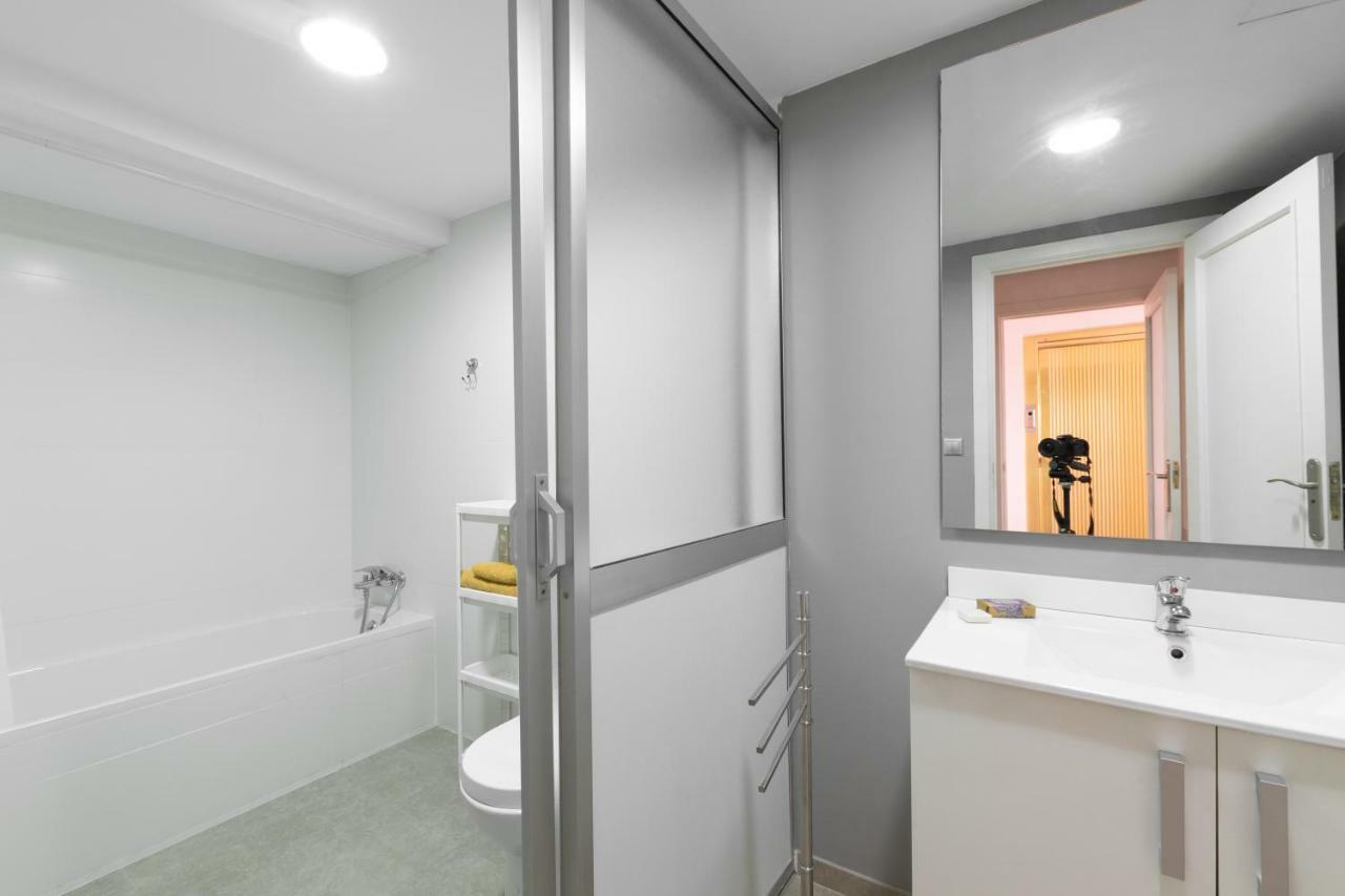 Light&bright apartment in central Valencia Exterior foto