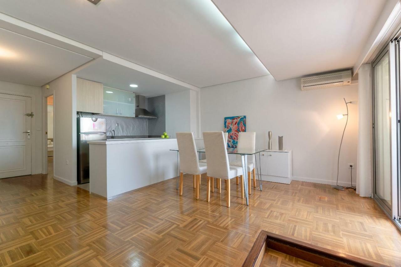 Light&bright apartment in central Valencia Exterior foto