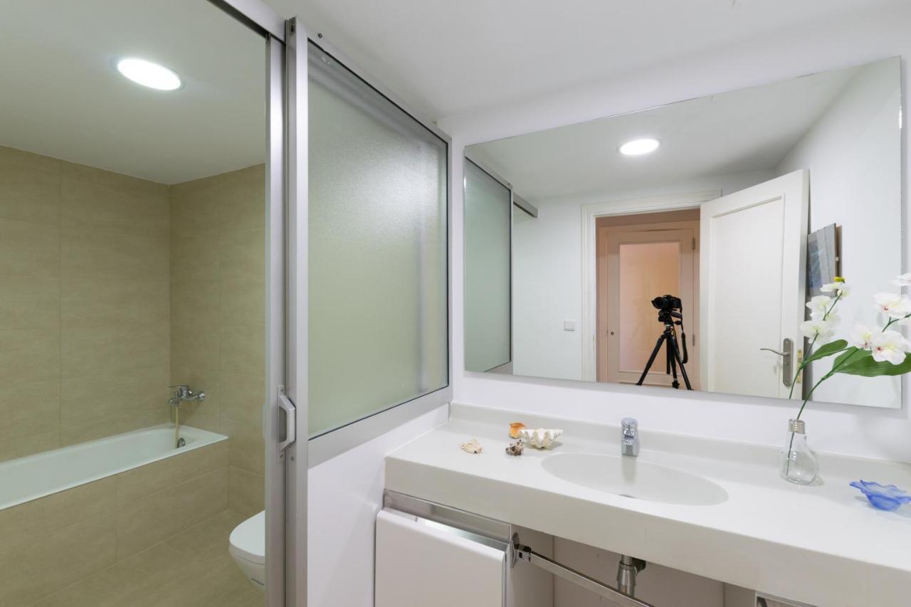 Light&bright apartment in central Valencia Exterior foto