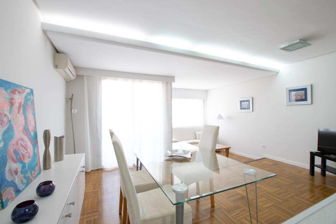 Light&bright apartment in central Valencia Exterior foto
